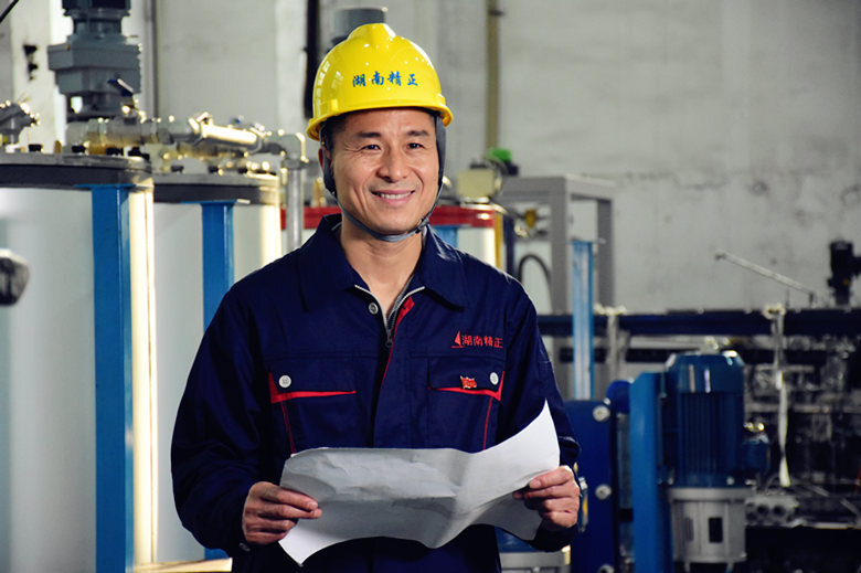 【最美劳动者】李信仁:匠心向党,岗位成才,勇攀科技创新高峰